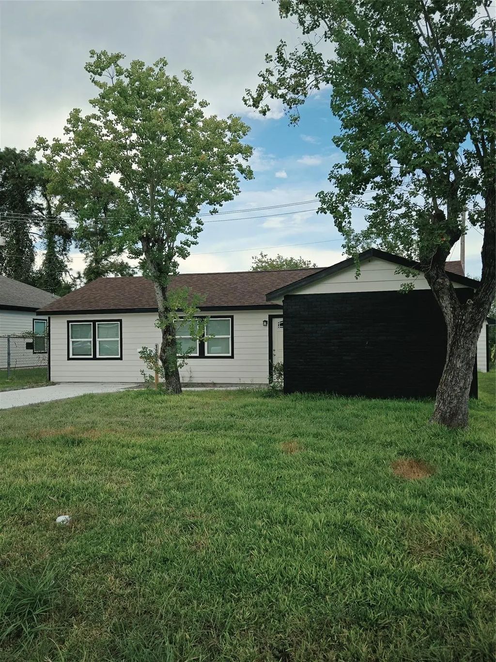 1302 Appomattox Drive, Texas City