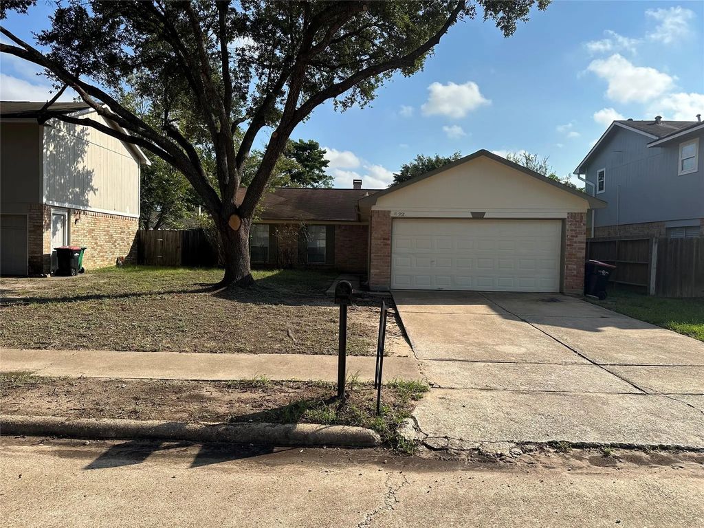 955 Grand Junction Drive, Katy