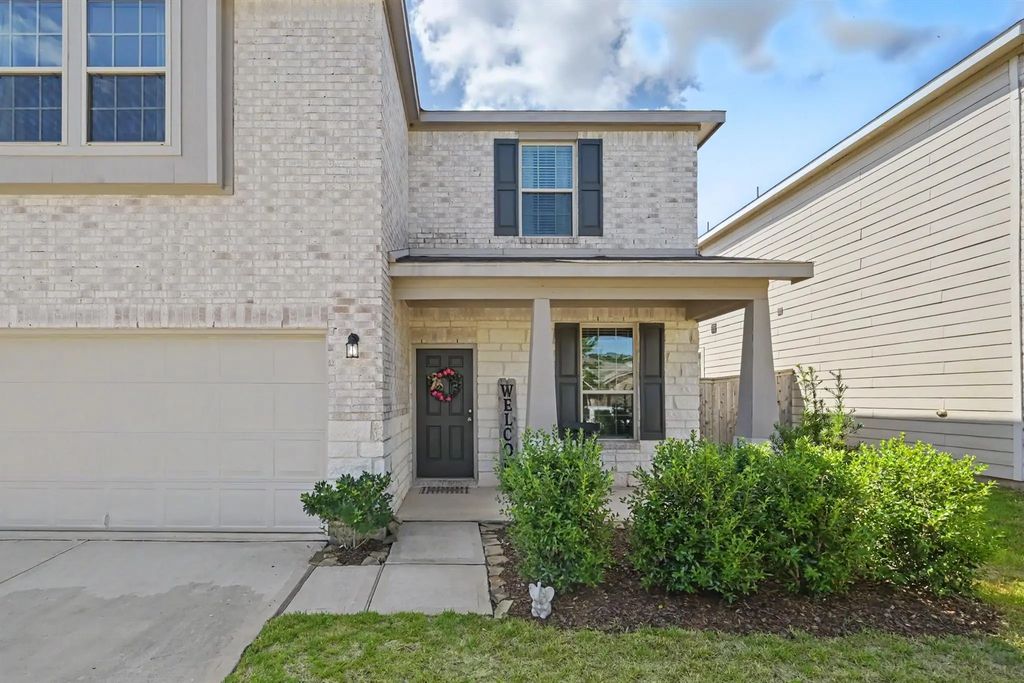 236 Seven Pines Drive, Willis
