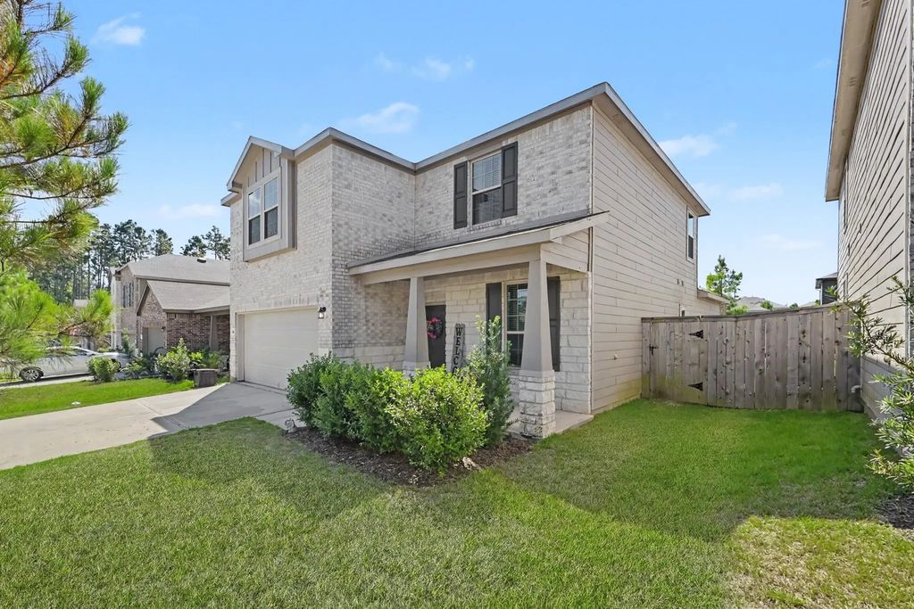 236 Seven Pines Drive, Willis
