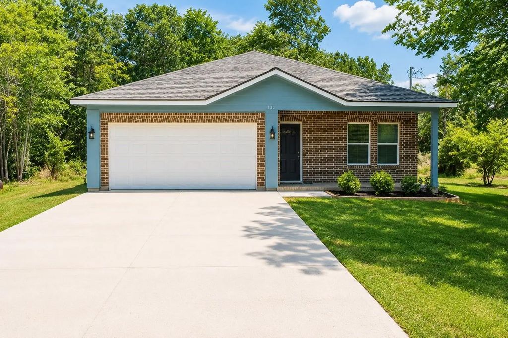 1740 23rd Street Lt3, Hempstead