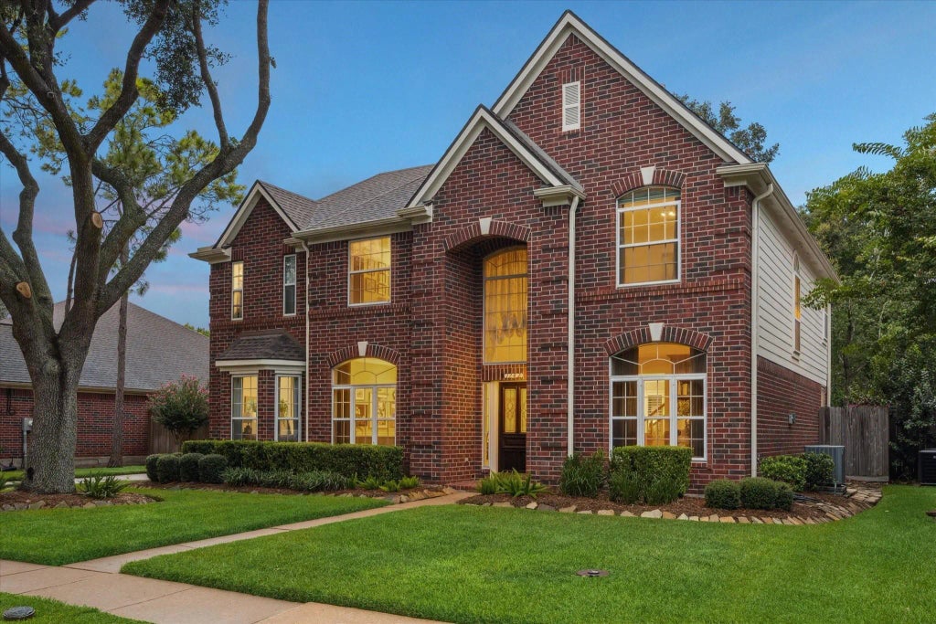 1242 Fawn Valley Drive, League City