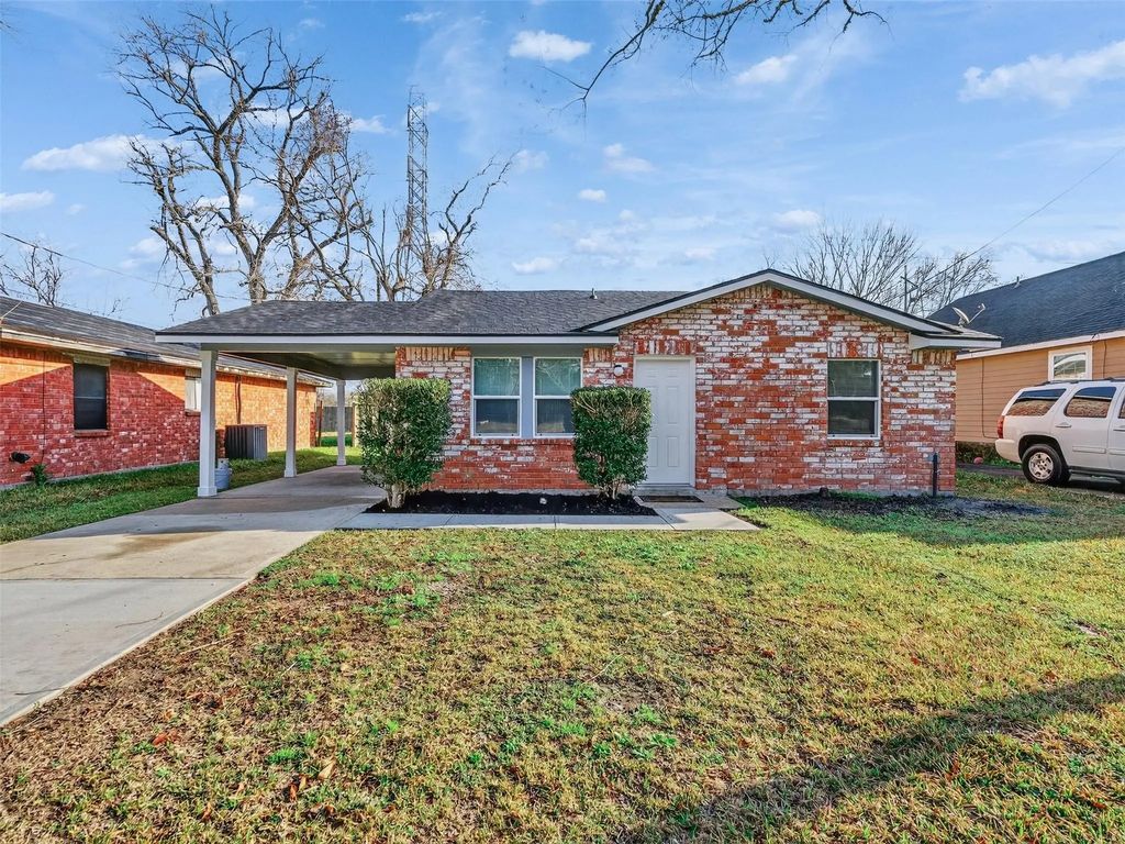2613 Timber Drive, Dickinson