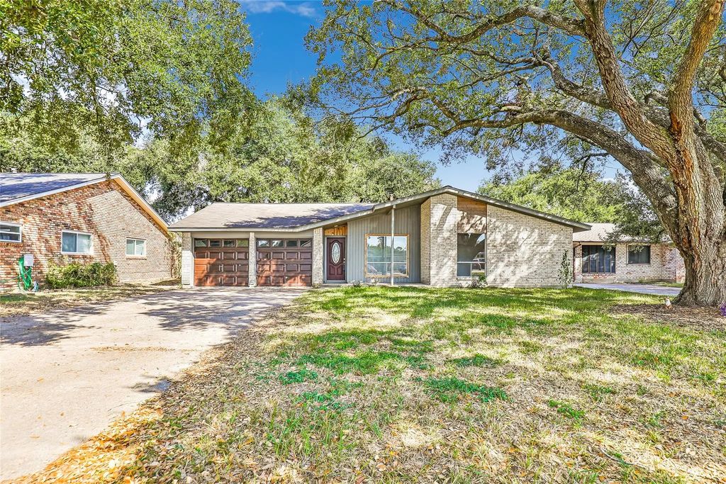 603 Sharon Drive, Humble