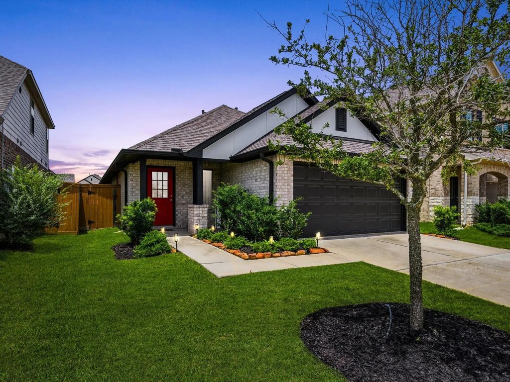 8111 Blue Fish Drive, Cypress