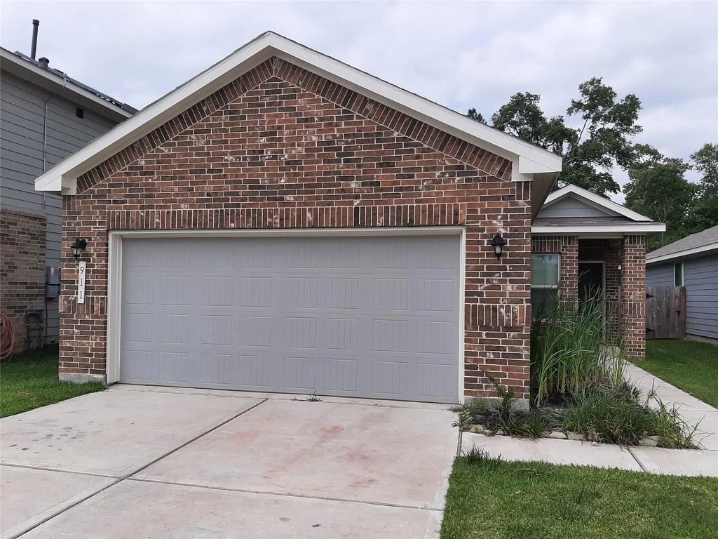 911 Cobalt Crest Lane, Houston