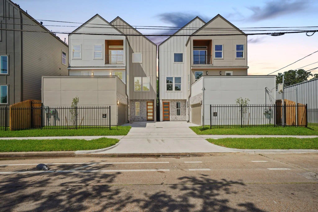 357 Cavalcade Street, Houston