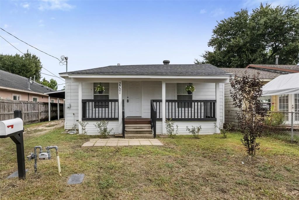 2701 Almendares Avenue, Pasadena