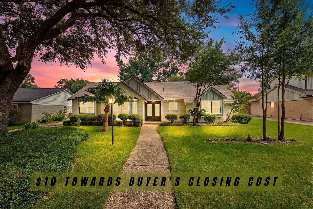 12523 Honeywood Trail, Houston