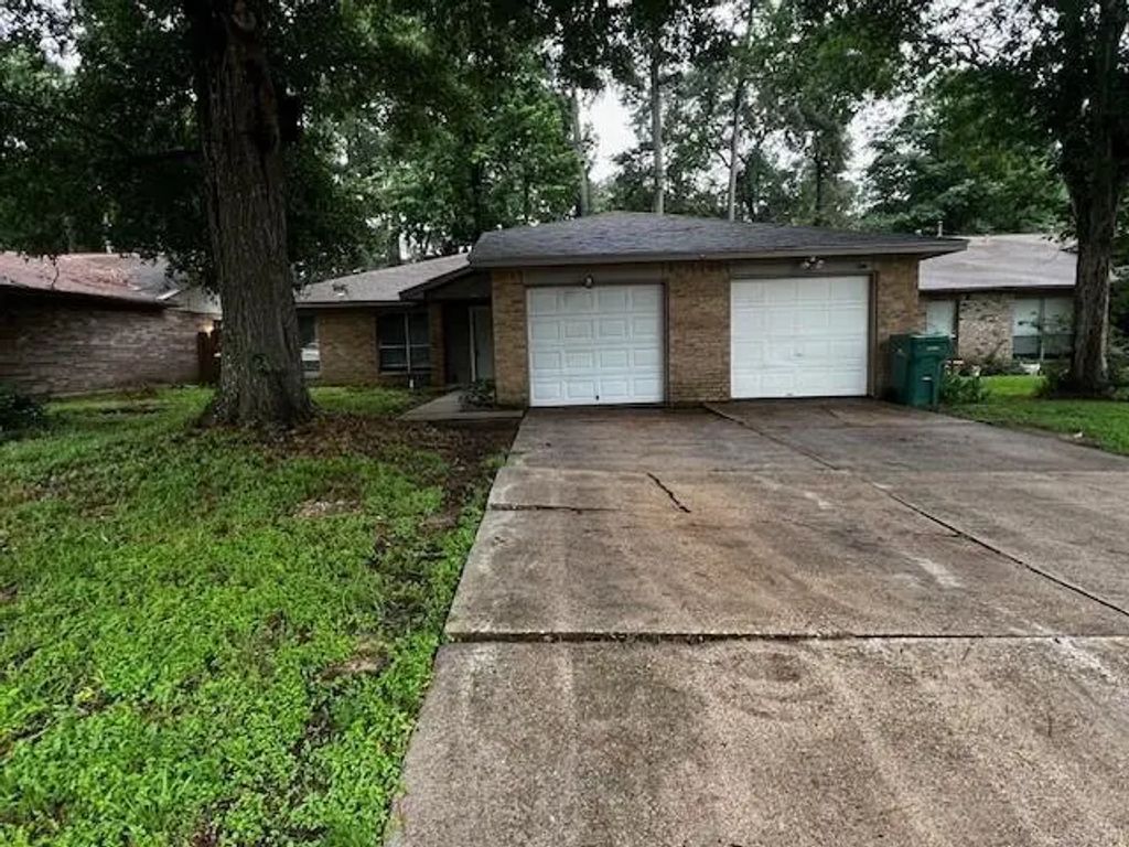 1610 Hazelwood Street, Conroe