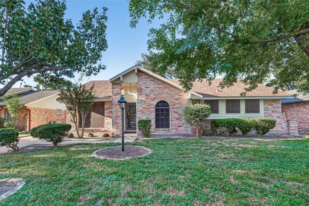 7602 Salge Drive, Houston