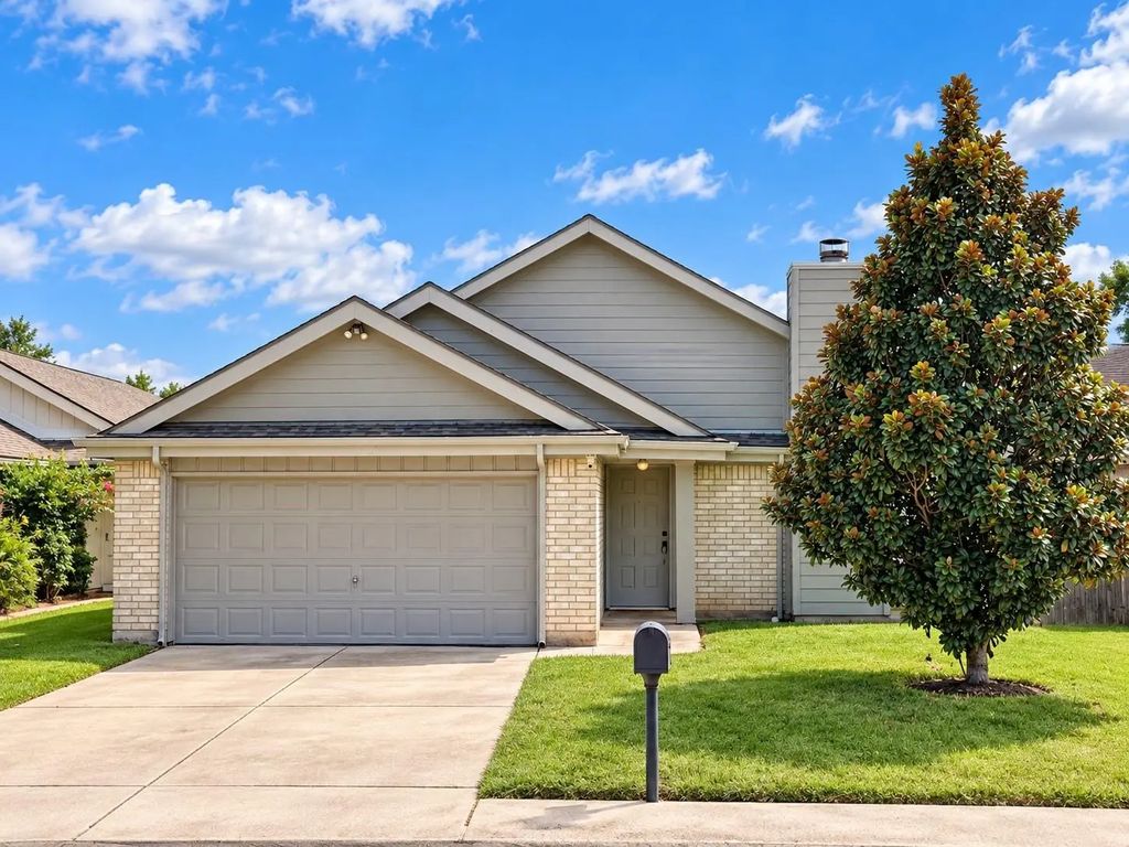2226 Sunset Trail, Sugar Land