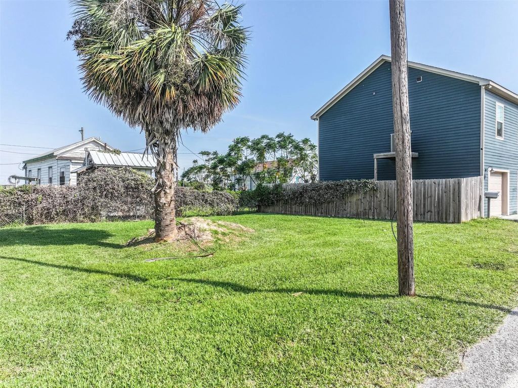 3721 Church Street, Galveston