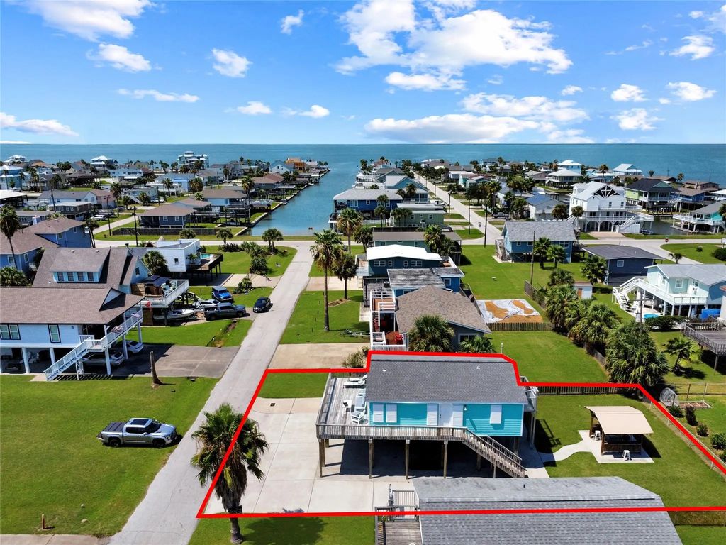4003 Panola Drive, Galveston