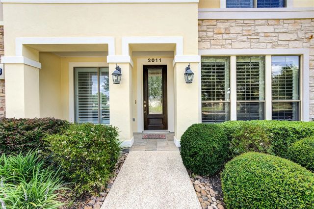2011 Spring Cedar Lane, Houston