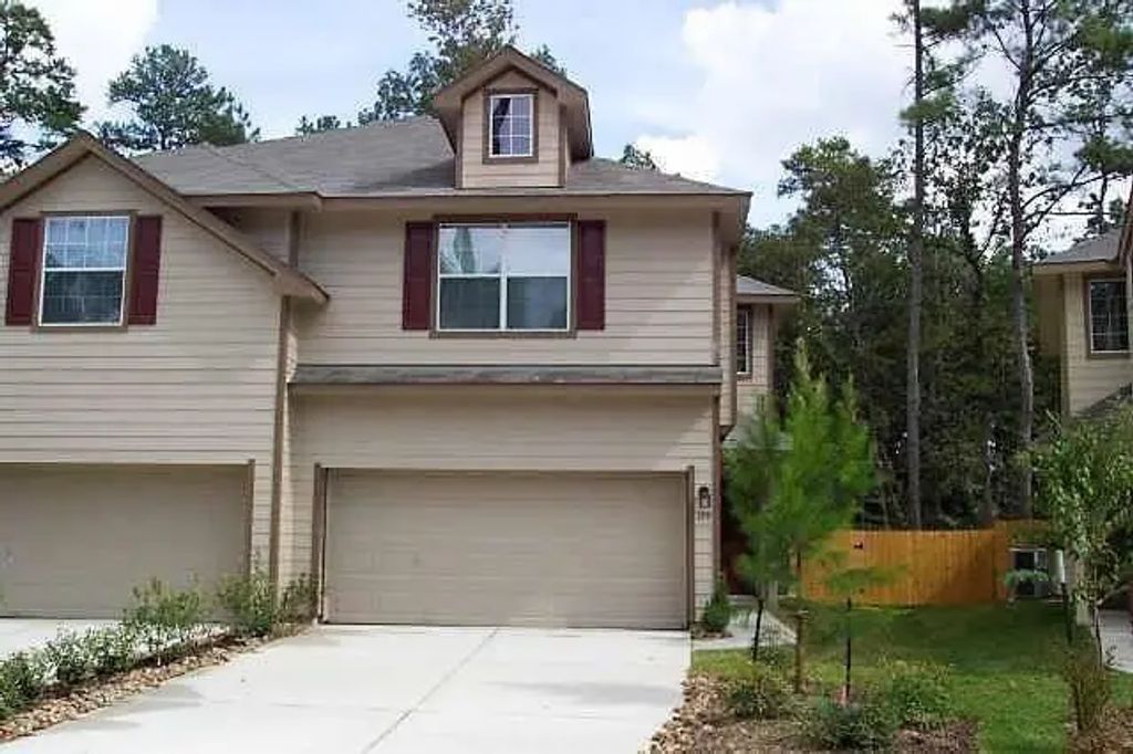 135 Gallery Cove Court, The Woodlands
