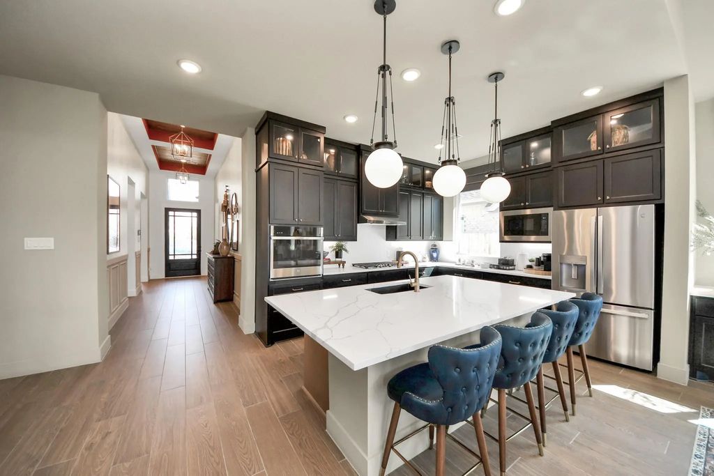 9702 Cathedral Lane, Manvel