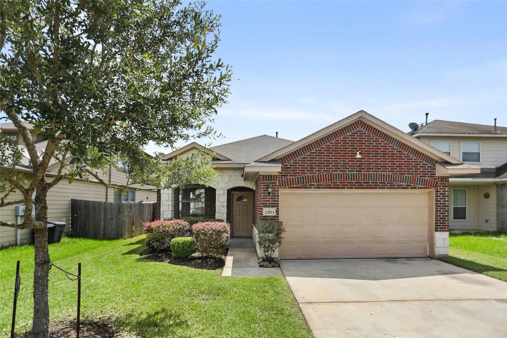 23753 Briar Tree Drive, Porter