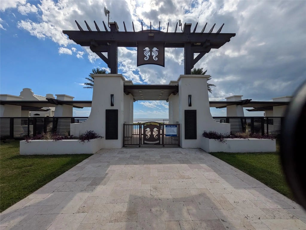 322 Seagrass, Gilchrist