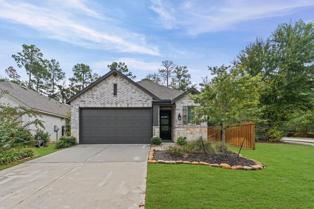 7909 Wild Thicket Drive, Magnolia
