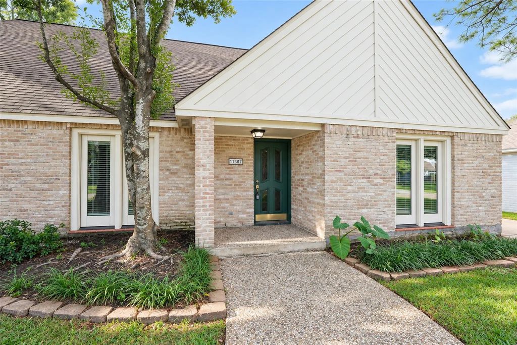 11307 Wickersham Lane, Houston