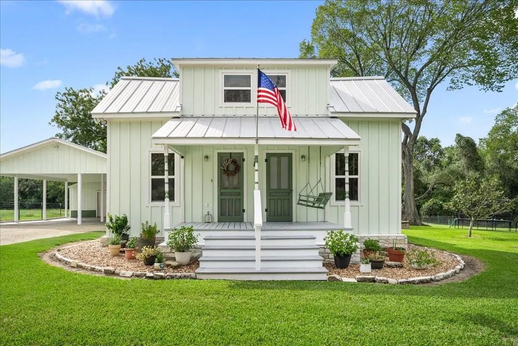 3052 Fm 1383, Schulenburg