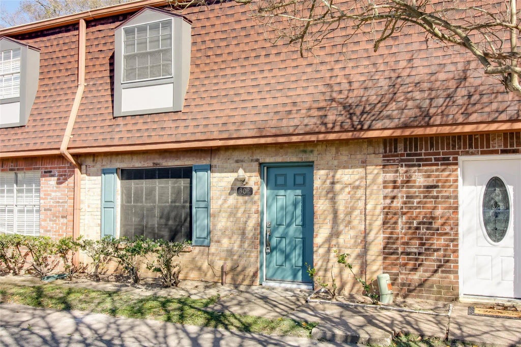 9303 Hammerly Boulevard 302, Houston