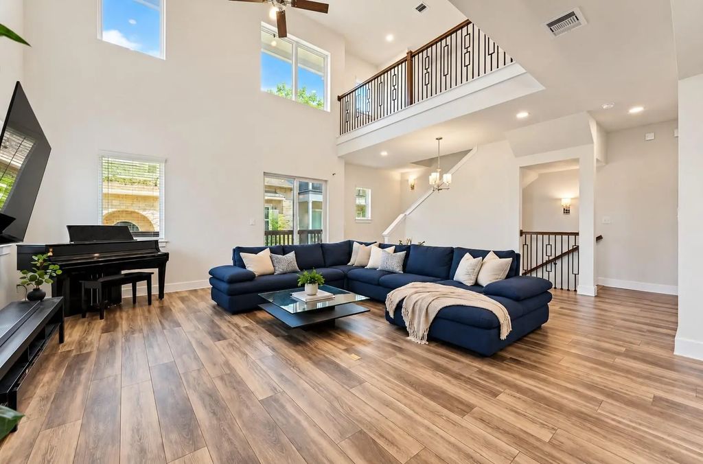 1430 W 34th 1/2 Street, Houston