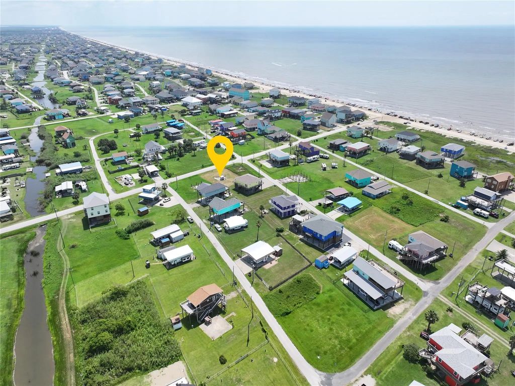 865 S Crystal Beach Road, Crystal Beach