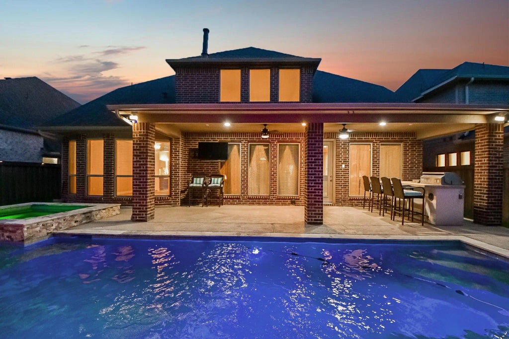 28061 Woodland Bend, Spring