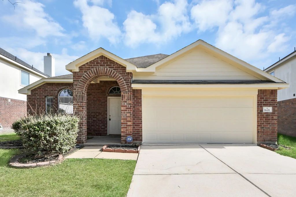 8431 Taraglen Court, Richmond