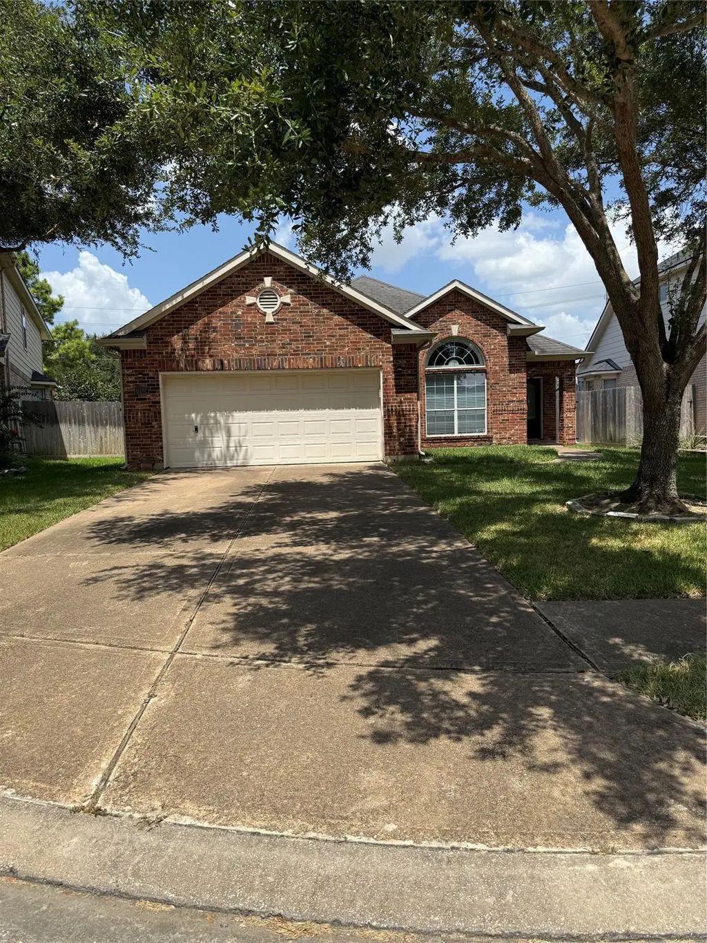 6182 Newcastle Lane, League City