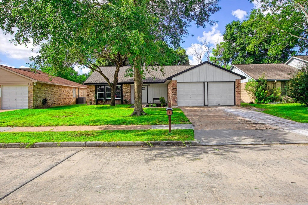13403 Splintered Oak Drive, Houston