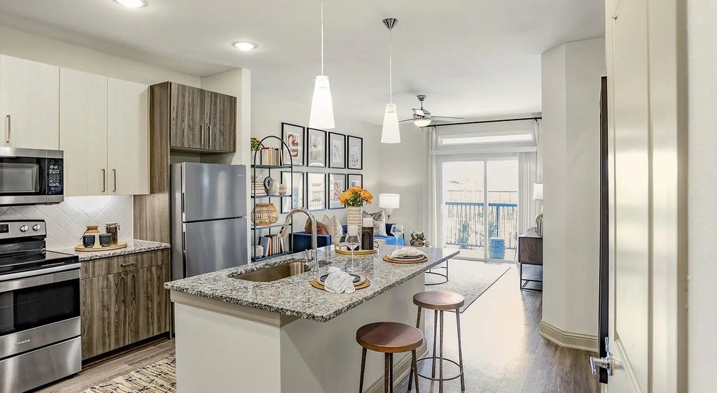 7100 Uvalde Road 1203, Houston