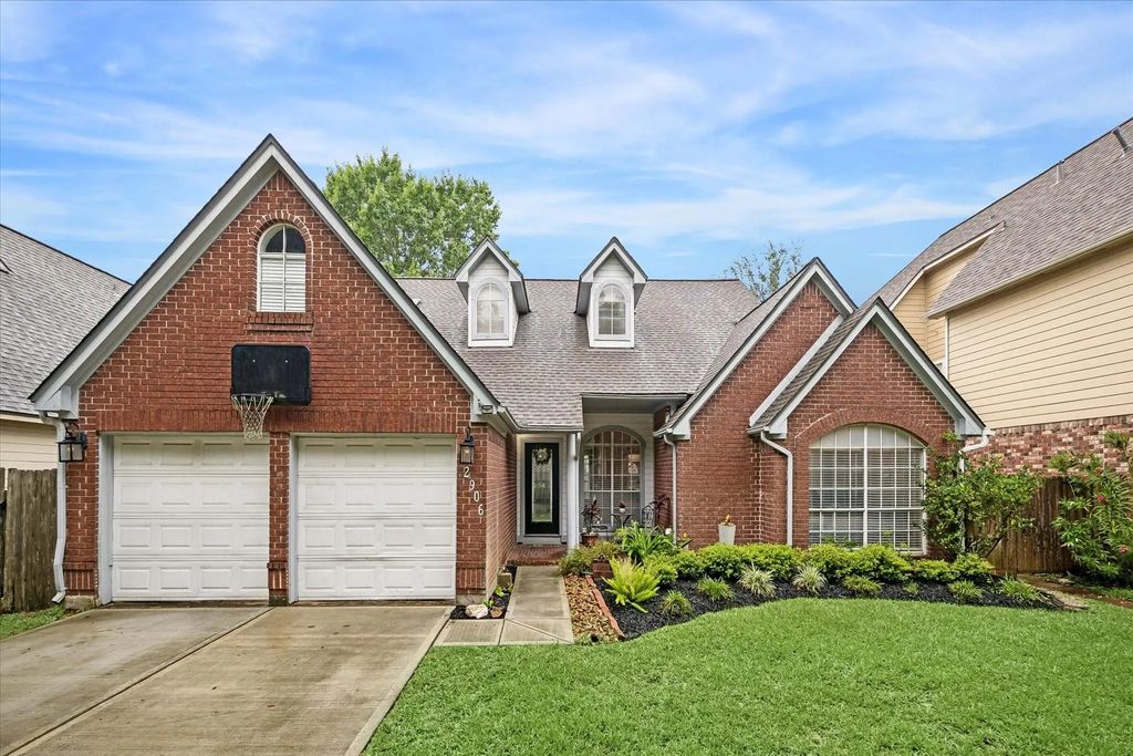 2906 Double Lake Drive, Missouri City