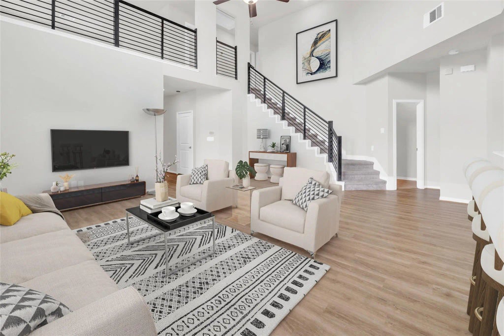 15100 Crown Manor Drive, Houston