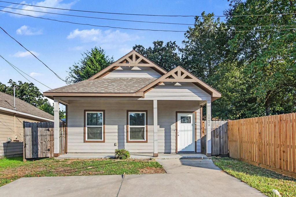 16698 Meadowcroft, Montgomery