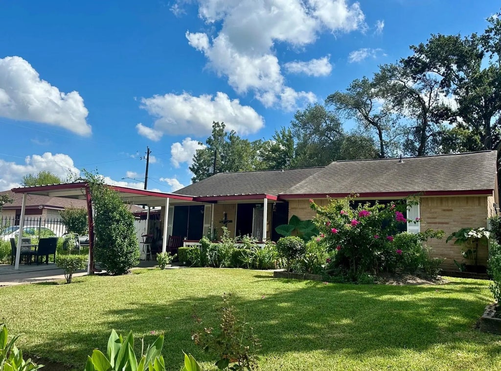 14407 Fleetwell Drive, Houston