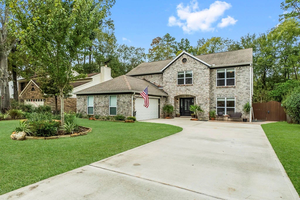 153 N Rainbow Ridge Circle, The Woodlands