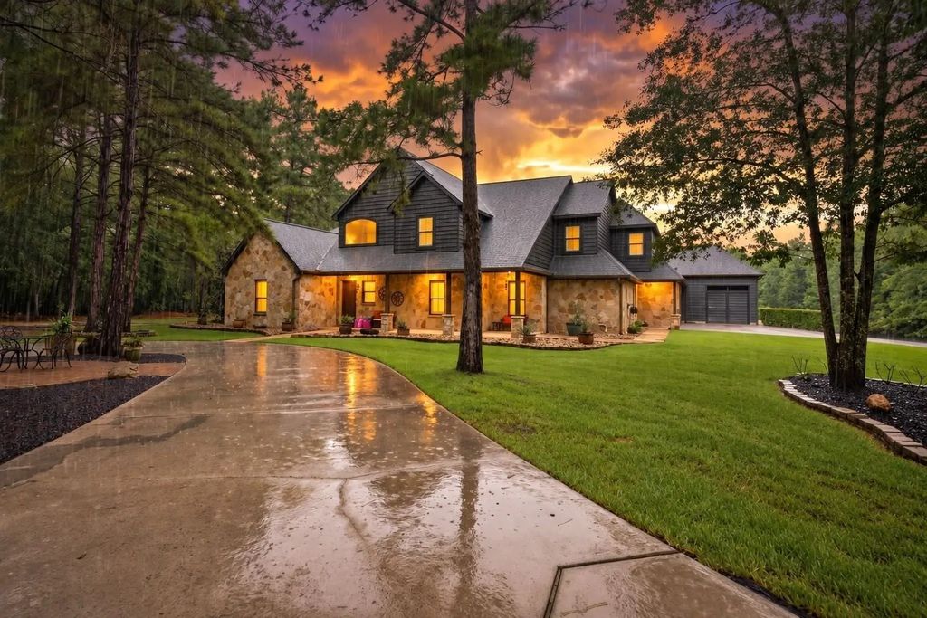 1175 Hunters Creek Way, Hockley