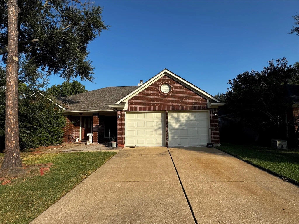 2815 Abbey Field Drive, Pearland