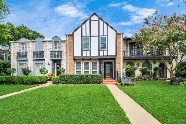1310 Country Place Drive, Houston