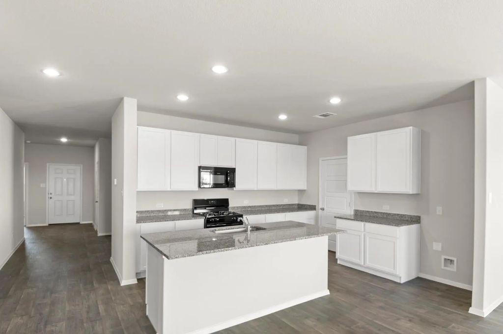 2028 Water Thistle Way, Waller