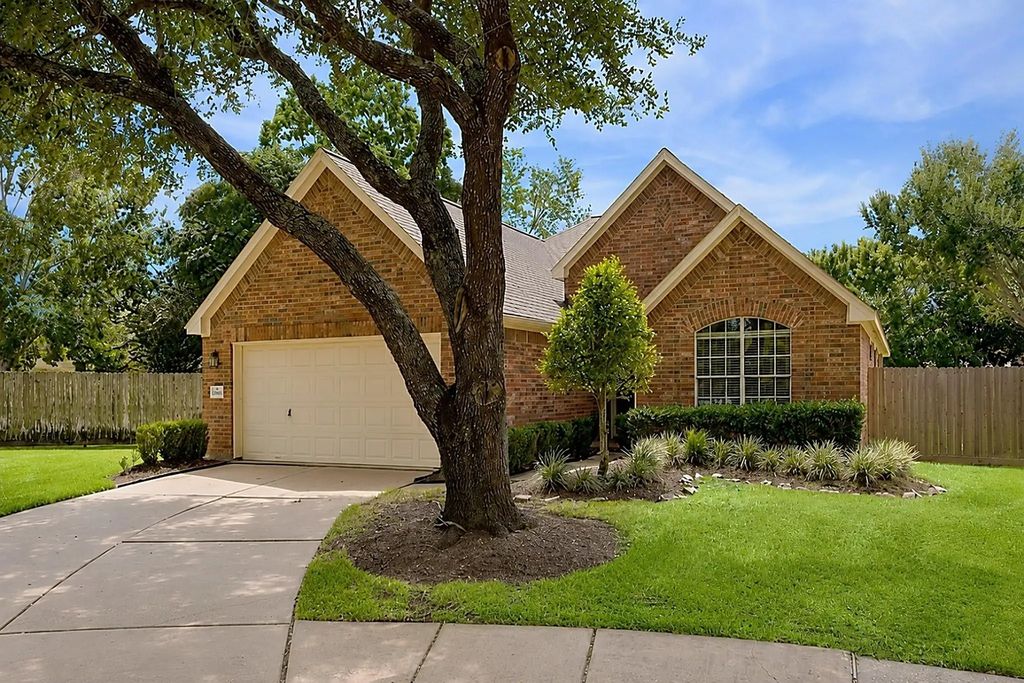 3602 Avey Court, Pearland