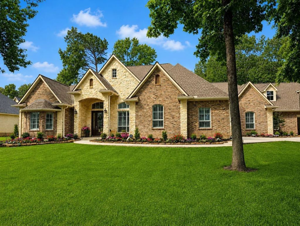 11357 Lake Oak Dr Drive, Montgomery