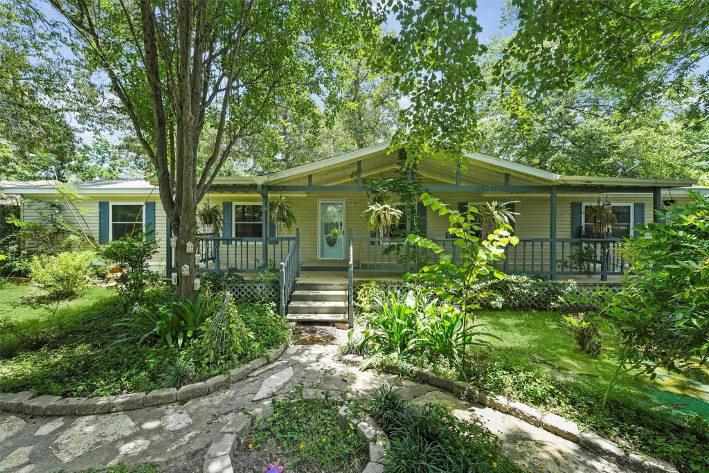 11899 Oak Apple Court, Willis