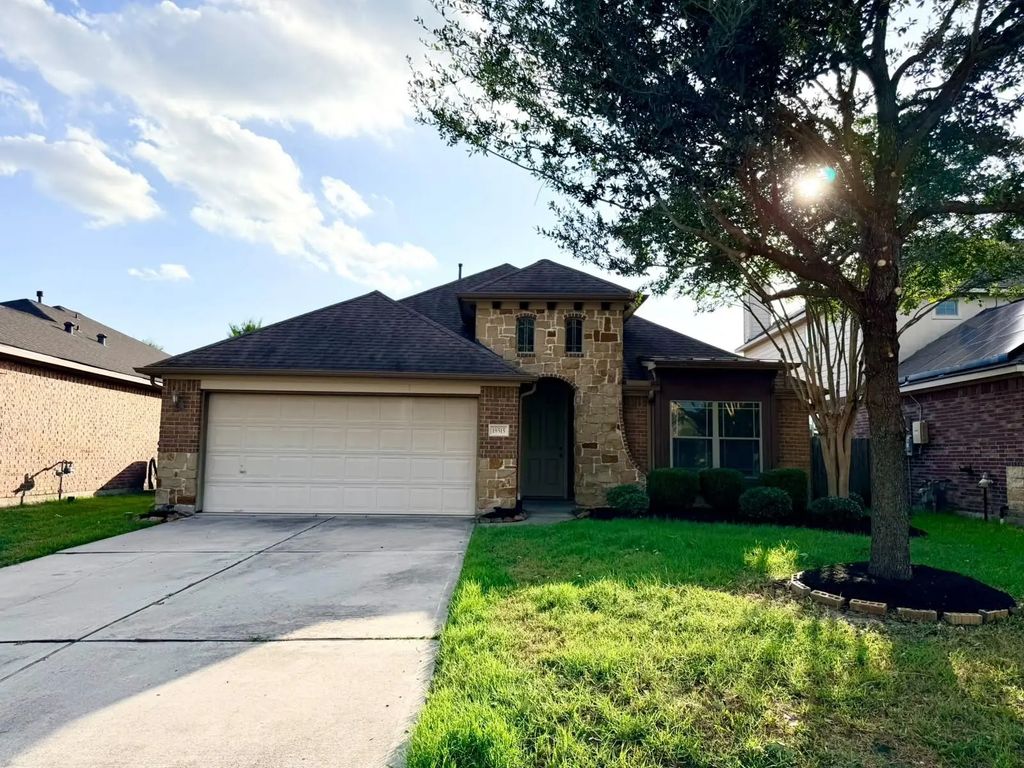 18515 Royal Mist Ln, Tomball