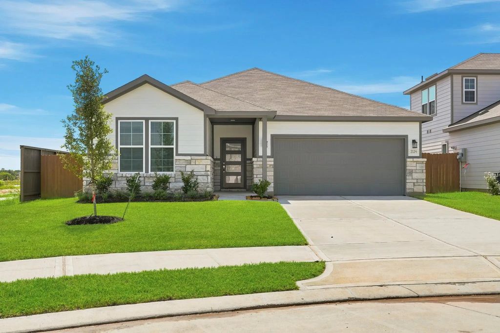 2124 Soriah Court, Brookshire