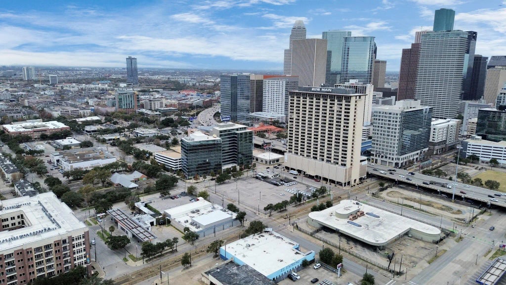 2201 Main Street, Houston