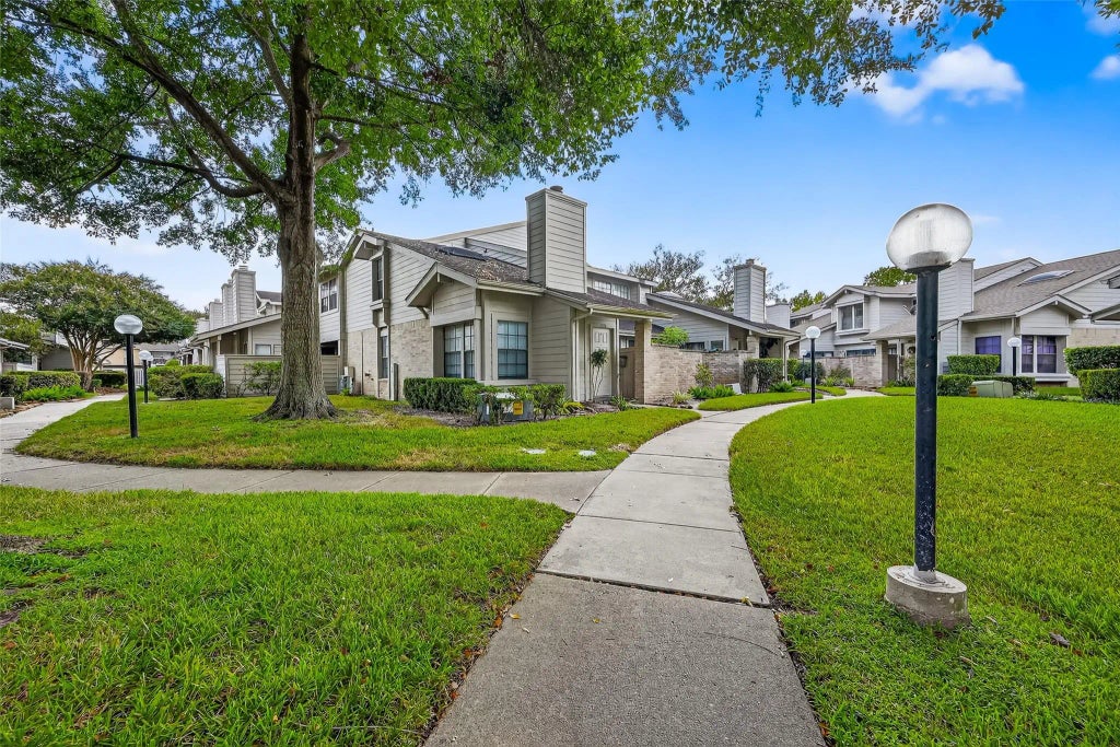 3143 Windchase Boulevard 785, Houston